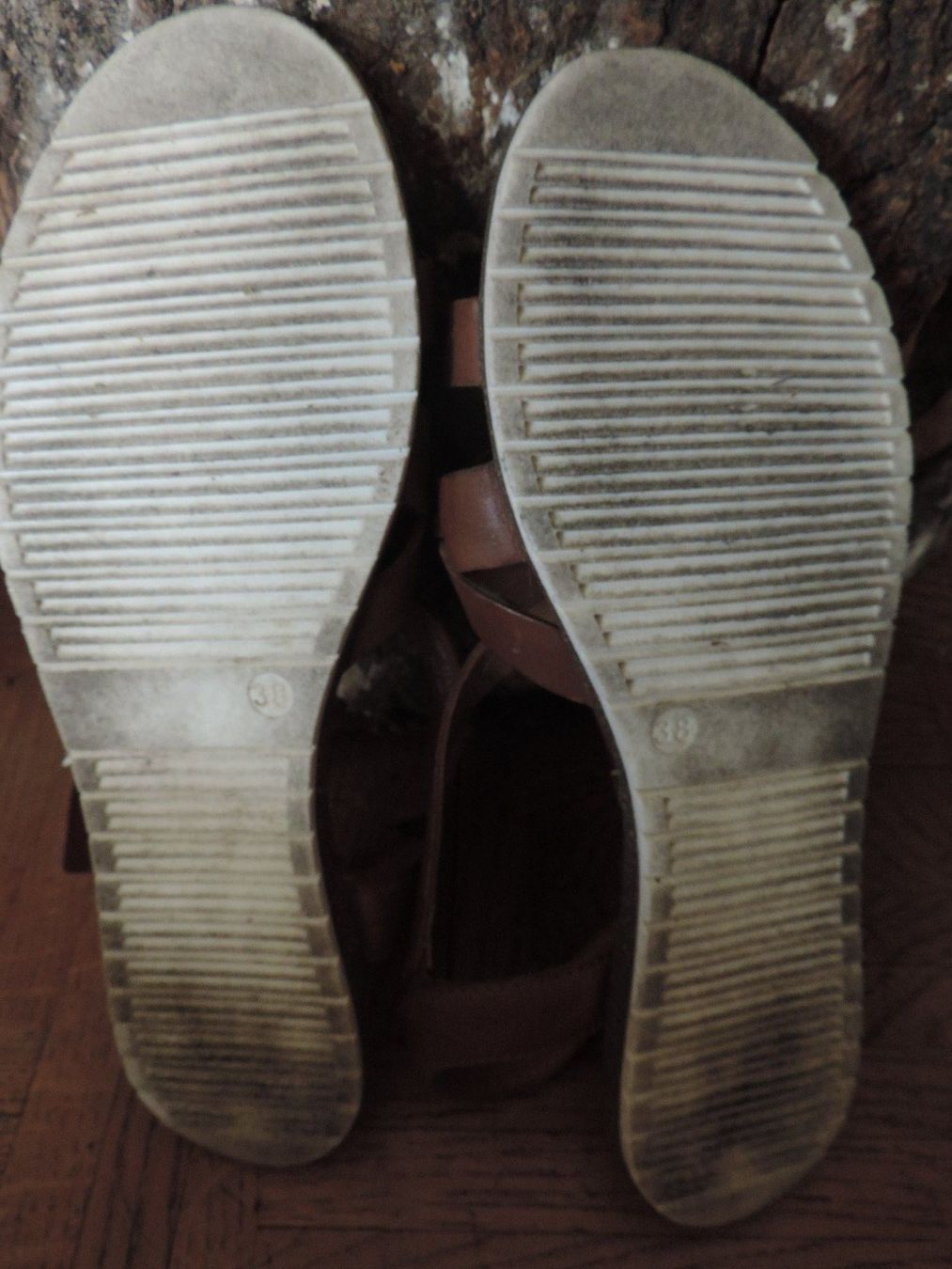Scarpe da donna: sandales cuir brun camel – Usato da Genève venduto da Axelle333 8