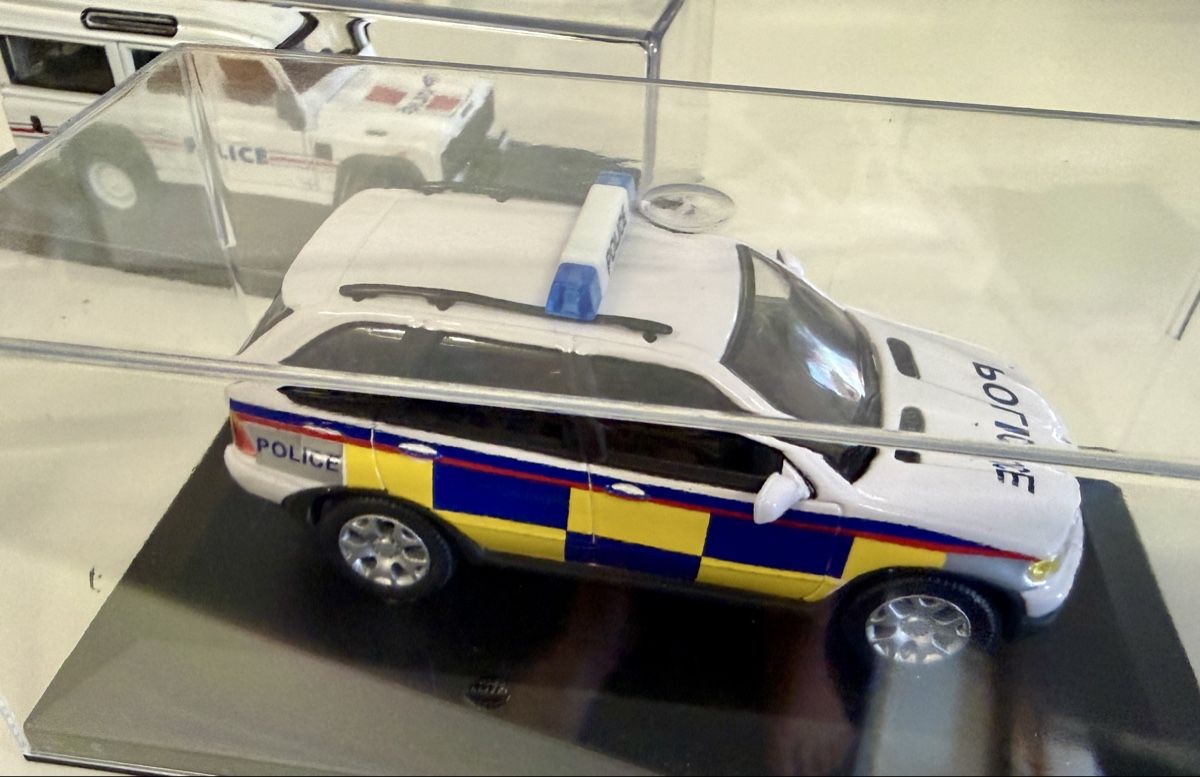 Modellini d'auto: 1:43 Police – Nuovo (secondo la descrizione) da Uster venduto da Buchel 2