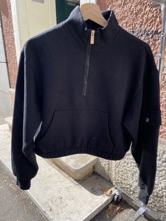 Only cropped Pulli