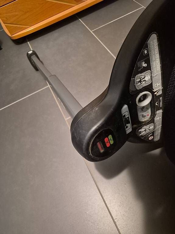 Seggiolini per auto: Kindersitz von Joie Spin 360° – Usato da Wileroltigen venduto da smo_96pw 3