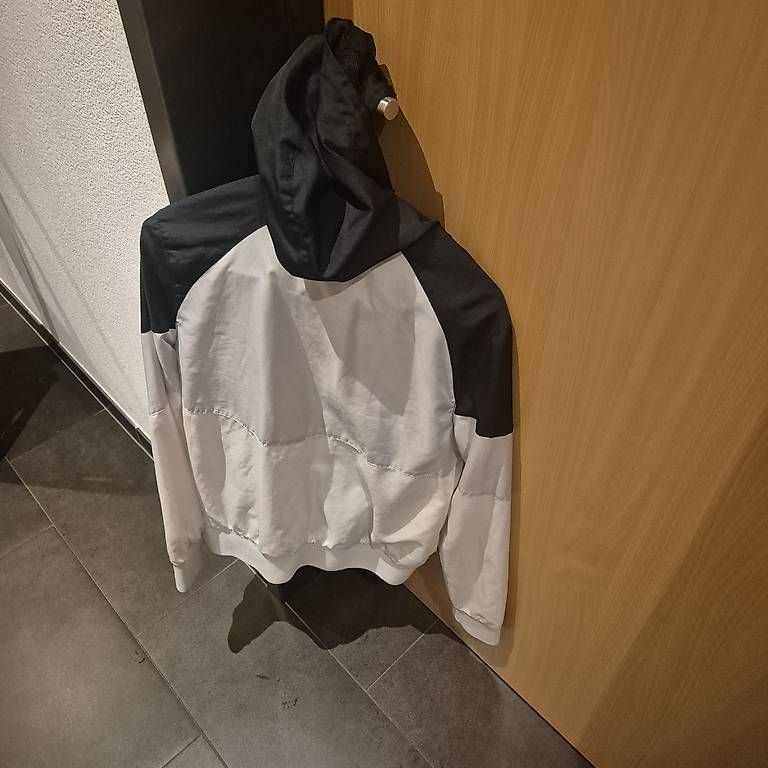 Jacken: Giacca a vento – Gebraucht aus Bellinzona von pol_8nkm