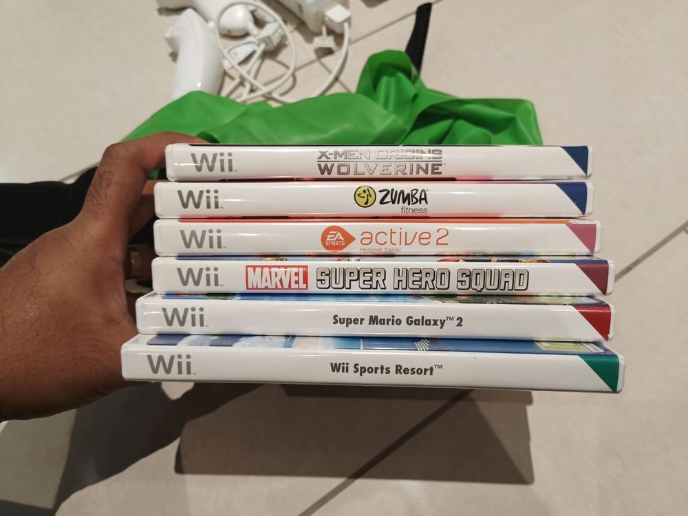 Wii Konsole mit Spielen und viele Zubehören Kaufen auf Ricardo