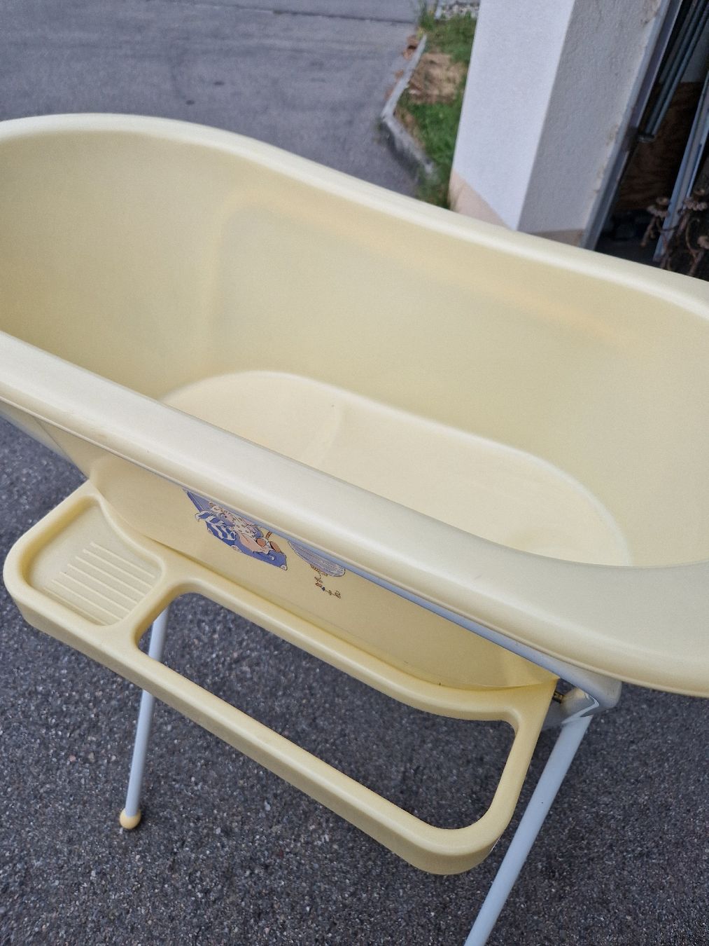 Badewannen: Badewanne für Kleinkind – Gebraucht aus Mörigen von Clio111 4