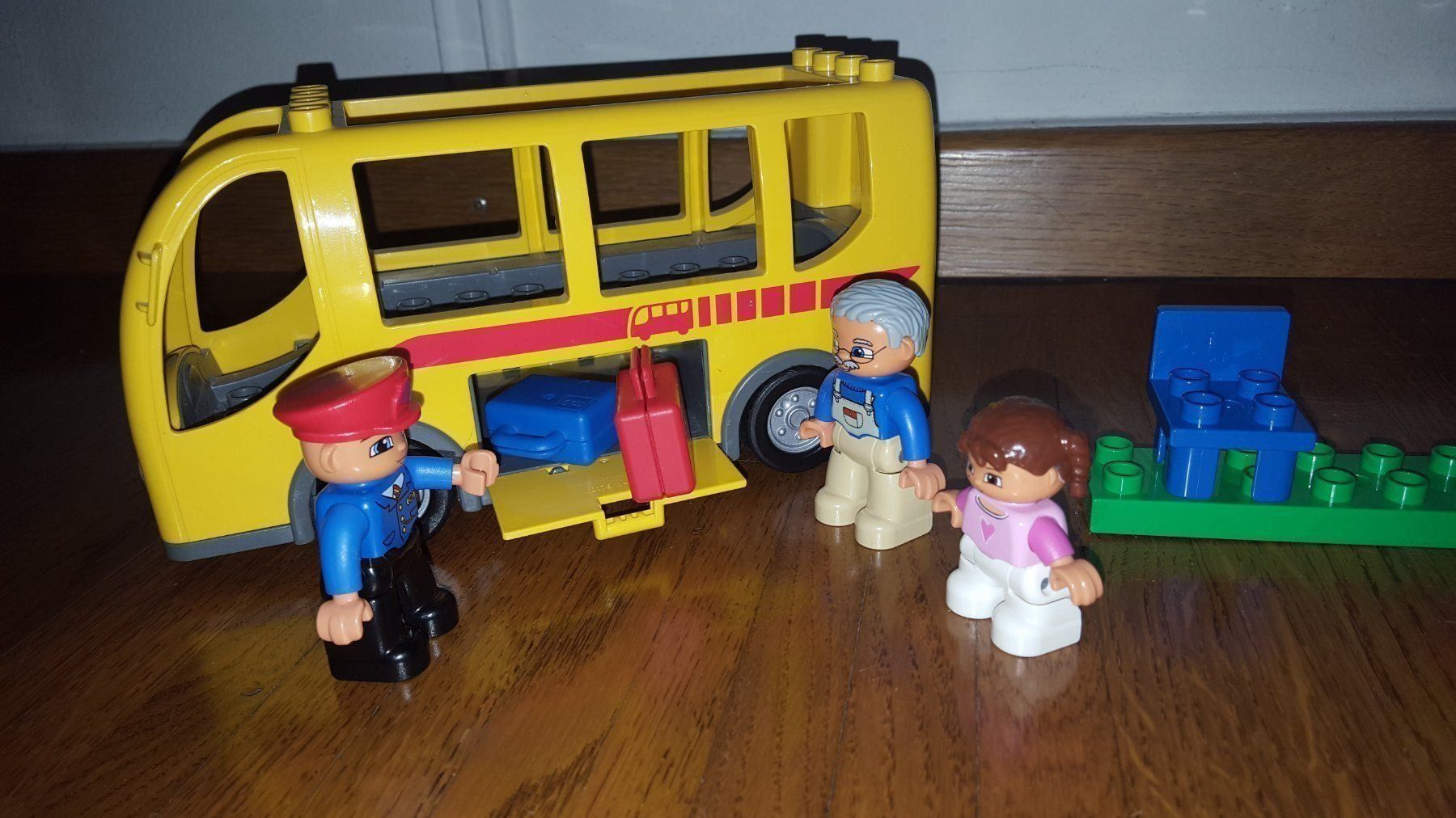 Lego Giocattoli: Lego Duplo Bus 5636 – Usato da Wittenbach venduto da Gugielmo 1