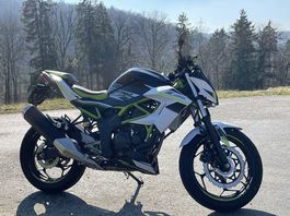 Kawasaki Z125, frisch ab Service