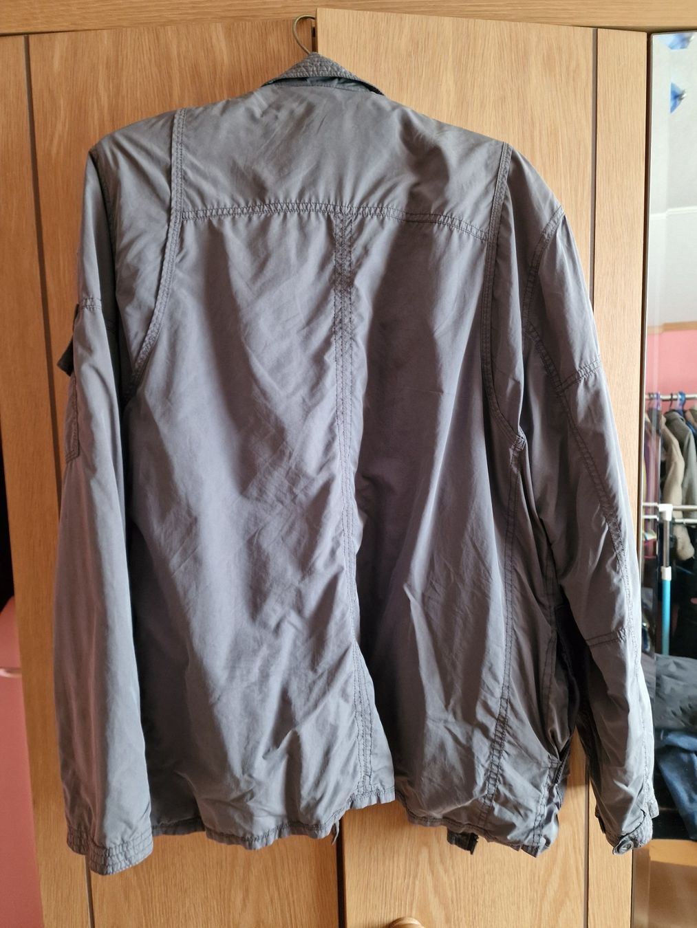 Gin Tonic Giacche: Gin Tonic Jacke Gr.M – Usato da Zihlschlacht venduto da Artemis92 9