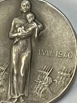 Placchette & Badge: 1. AUGUST - ABZEICHEN 1940 - SILBER 800 ER - SELTEN – Usato da Basel venduto da lagavulin02 1