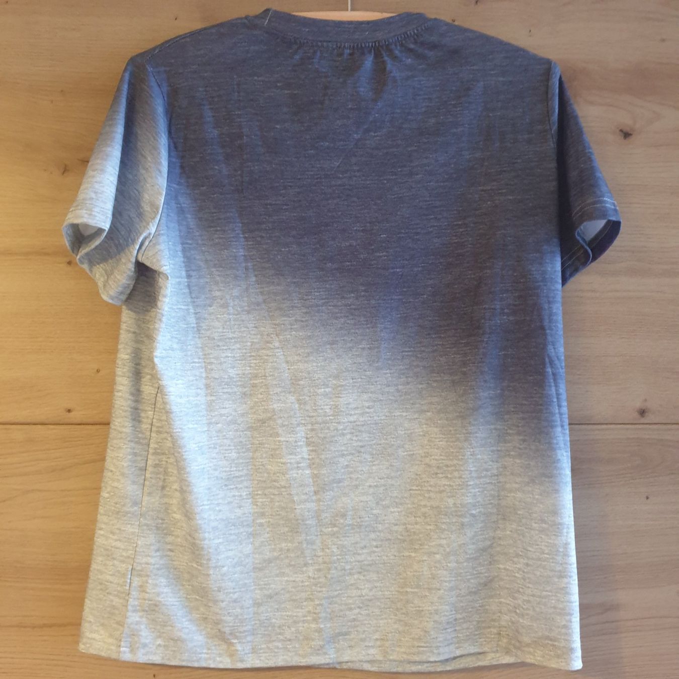 T-shirt: T-Shirt – Nuovo (secondo la descrizione) da Zofingen venduto da siana.m 1