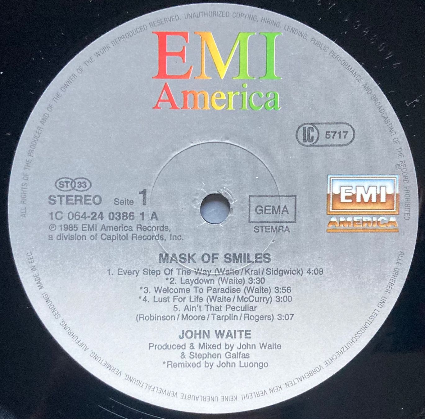 Schallplatten: JOHN WAITE - MASK OF SMILES – Gebraucht aus Poliez-Pittet von Newtown-Records 2