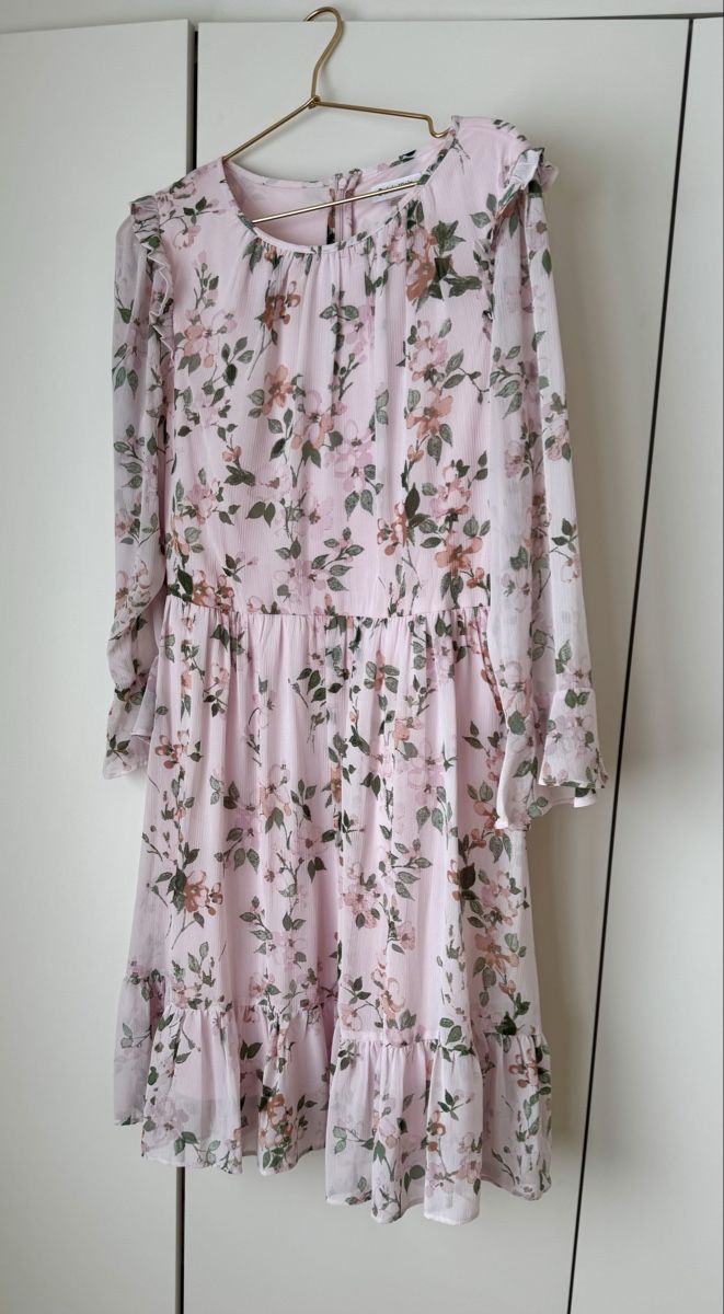 Calvin Klein Kleider: Calvin Klein Chiffon-Kleid mit Blumenmuster – Gebraucht aus Arni AG von goforluxery