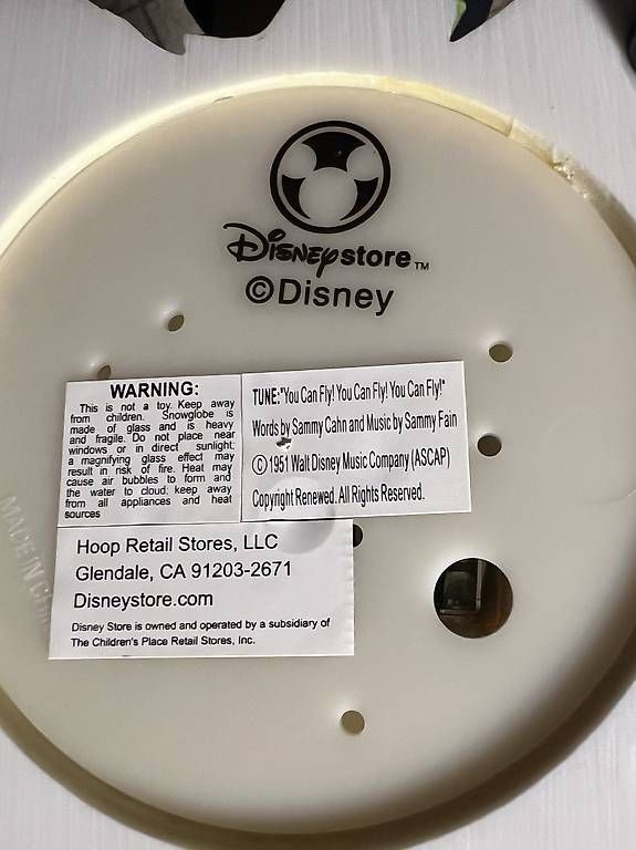 Toutes les décorations: Boule à neige musicale Disney – D'occasion à Préverenges par Dani_La_Brocante 4