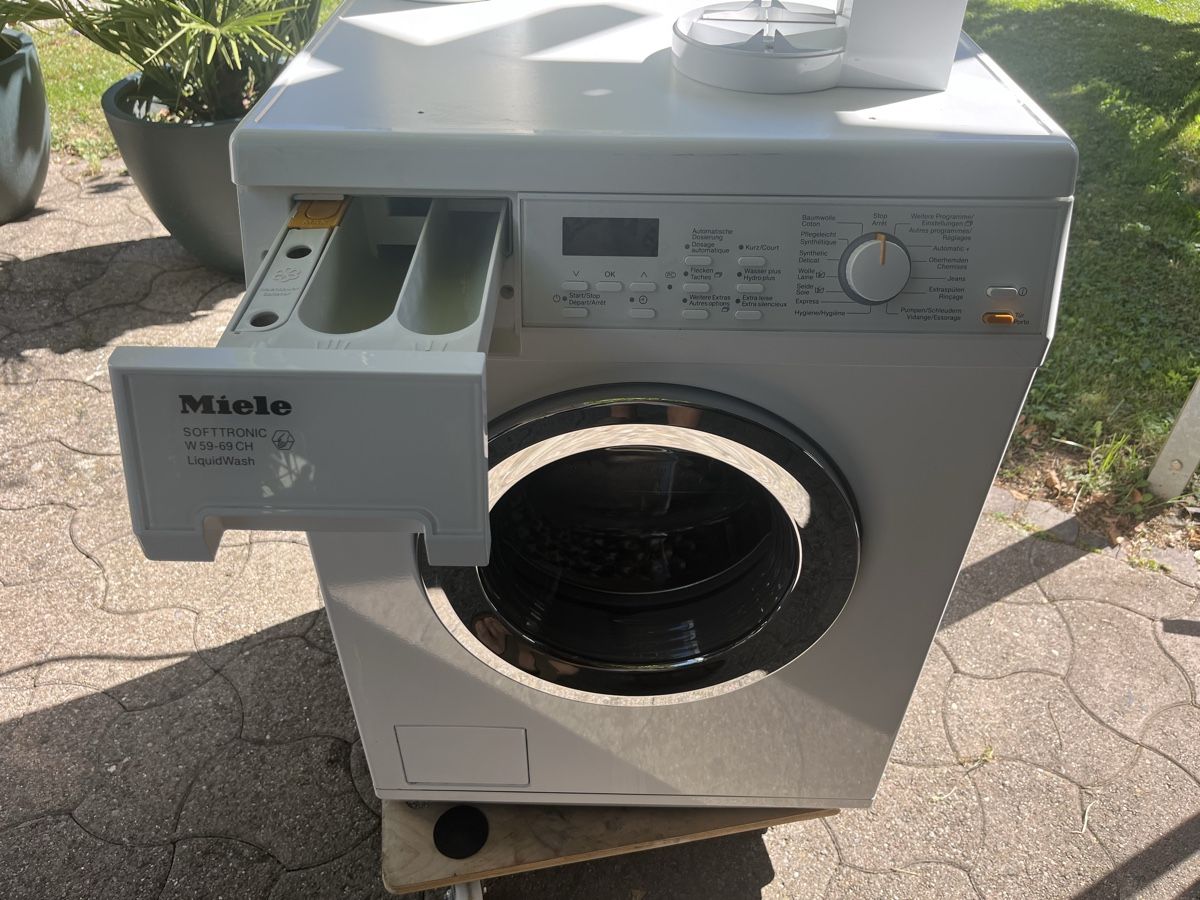 Miele Lavatrici: Miele waschmaschine  – Usato da oensingen venduto da Gunoo 3