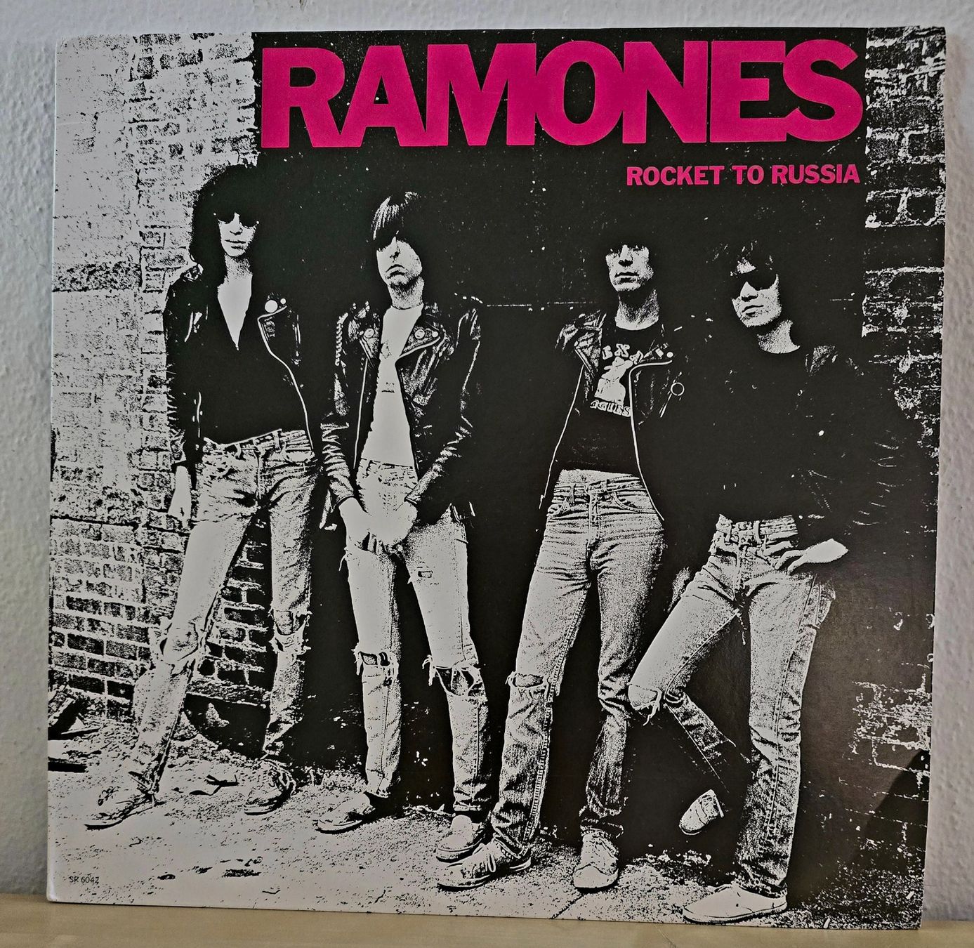 Dischi in vinile: Ramones - Rocket To Russia LP – Usato da Lugano venduto da mdal