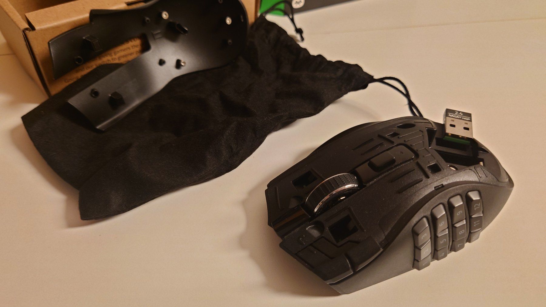 Razer Mouse: Razer NAGA v2 Hyperspeed, Wireless Maus – Usato da Volketswil venduto da thedmo_seller 4