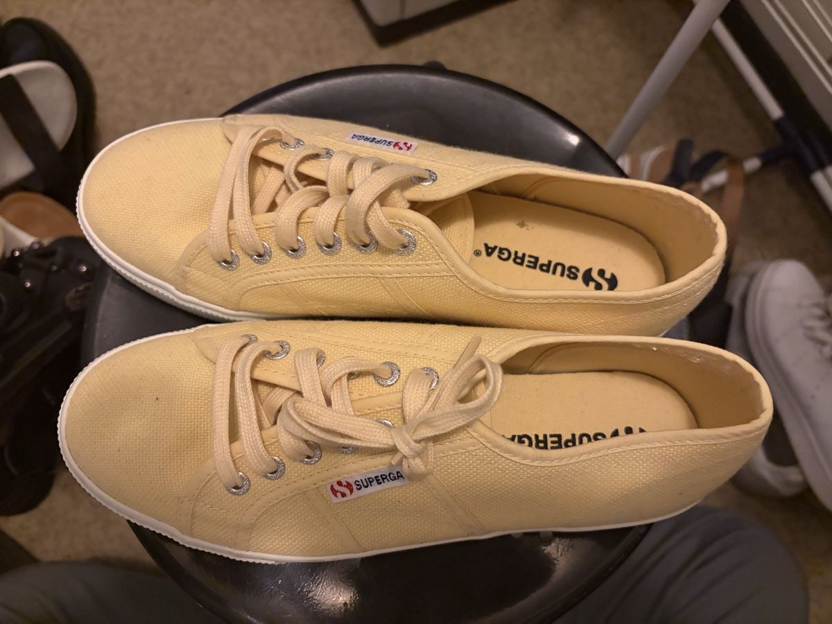 Superga Scarpe da donna: Suprega Schuhe – Nuovo (secondo la descrizione) da Olten venduto da edona_muslija 1