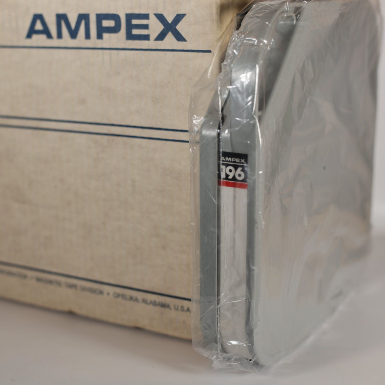 Ampex Apparecchi a nastro: 5 x bandes Ampex 196 - 4610 tapes – Nuovo e nell'imballaggio originale da Biel/Bienne venduto da paillardbolex 1