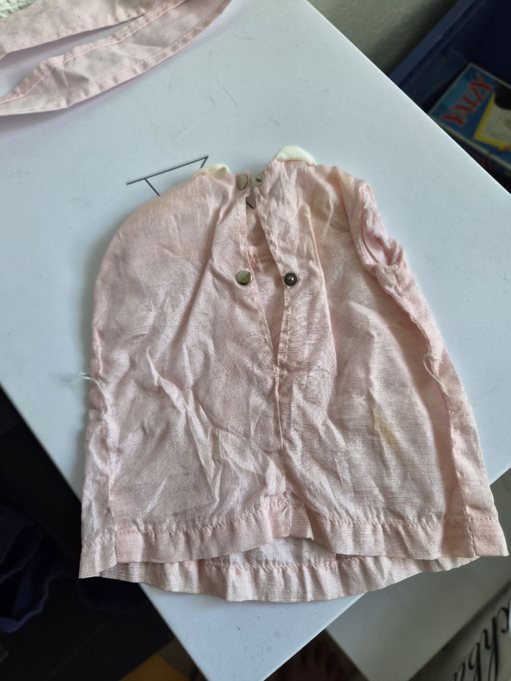 Puppen: Sasha Trendon Puppenkleid – Gebraucht aus Herzogenbuchsee von 1F1D15EC 2