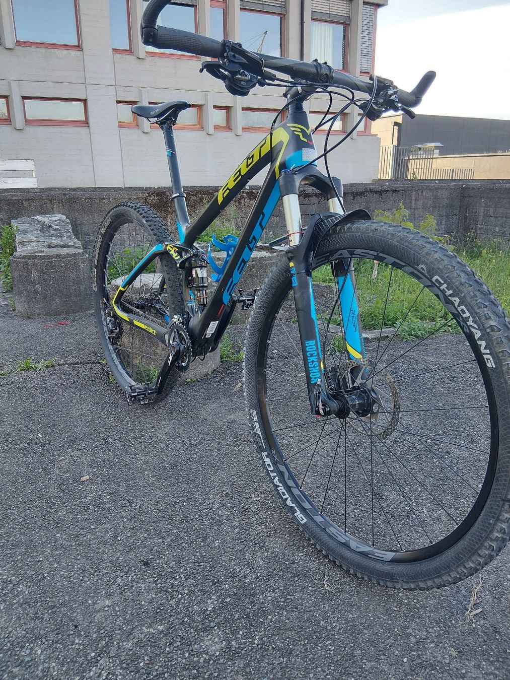 Biciclette: mountainbike fully carbon  – Usato da Galgenen venduto da bal_j5v8 2