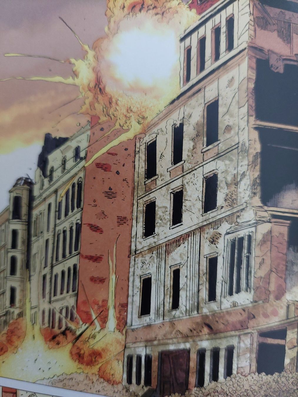 Fumetti: Berlin Sera Notre Tombeau T.1 Ed. 2019 TBE+ – Usato da Genève venduto da Blu_BD 4