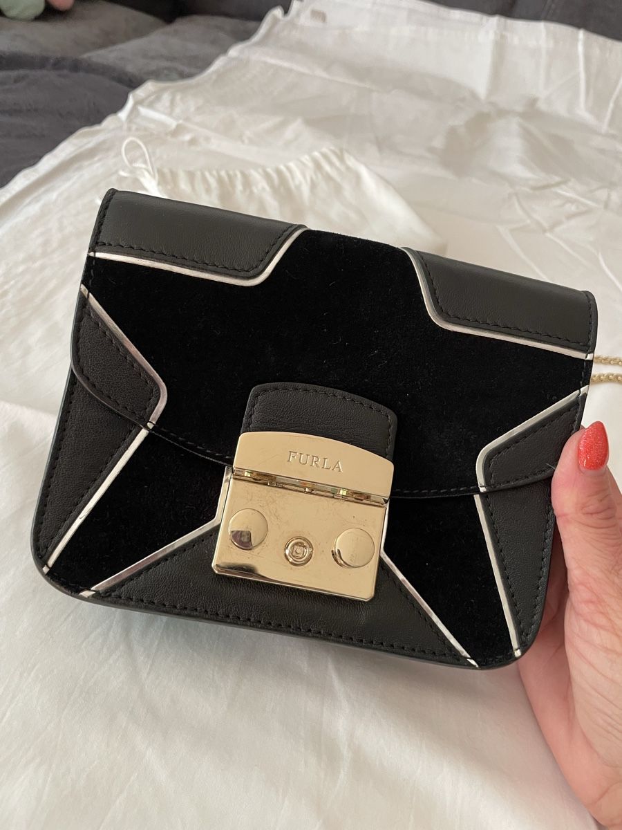 Furla Borse: Furla Ledertasche schwarz mit gold – Nuovo (secondo la descrizione) da Zürich venduto da cosmic_mariposa 2