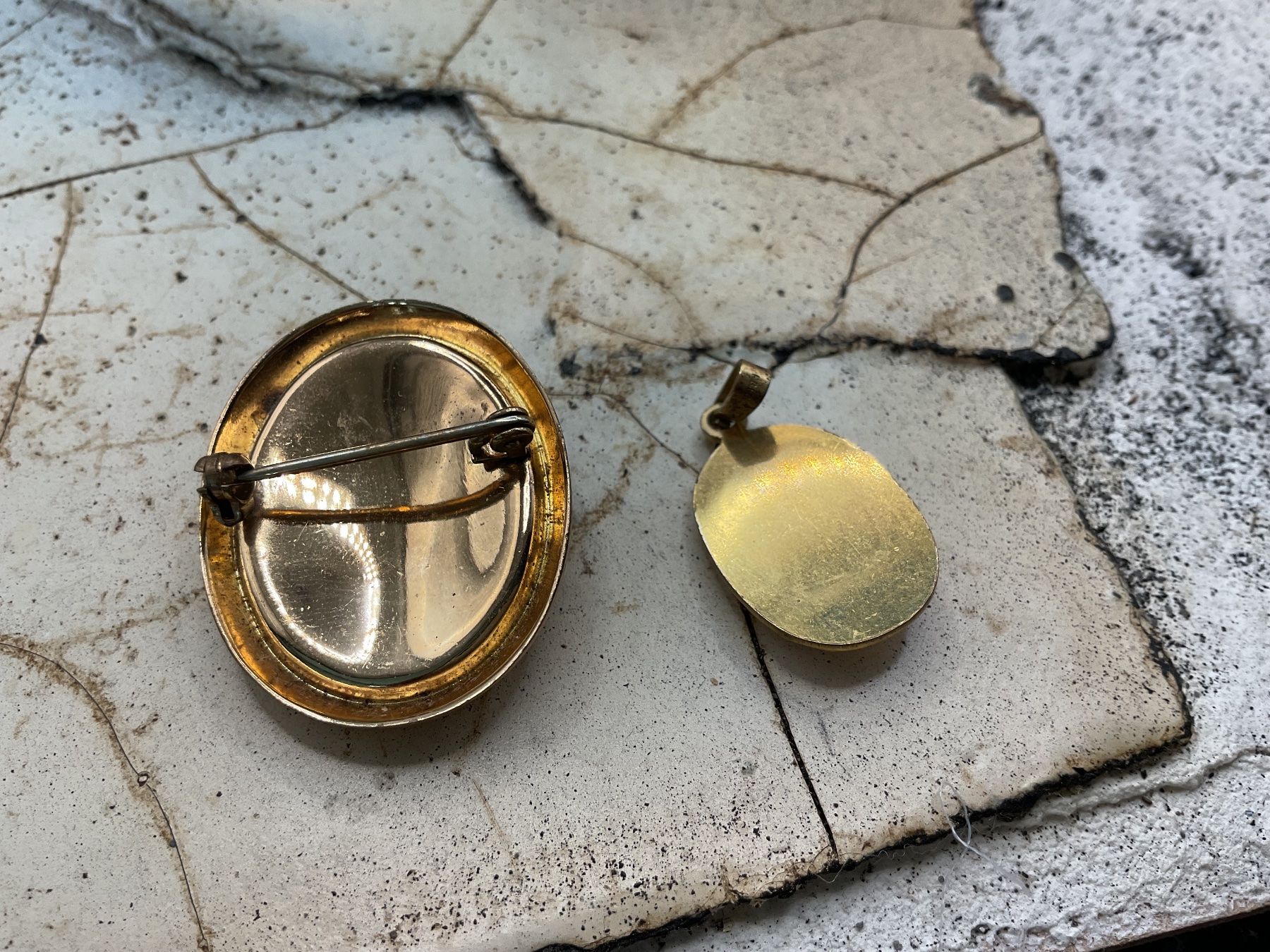 Autres bijoux: Gemmen Brosche und Anhänger – D'occasion à Luzern par S.Kern01 1