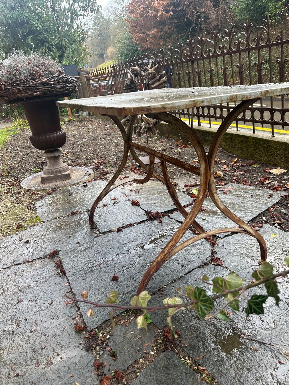 Tavoli: Jugendstil  Blechtisch Gartentisch – Usato da Winterthur venduto da Paul24 1