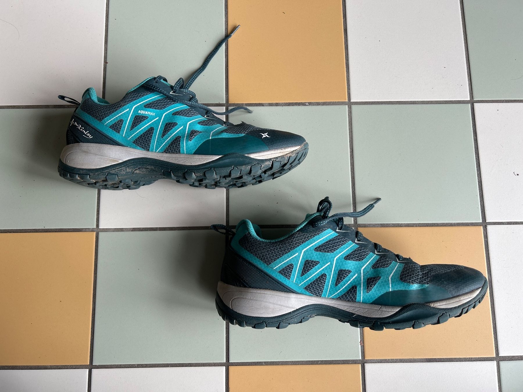 Scarpe per ragazze: Trekkingschuhe von Kinley, Grösse 37 – Usato da Zürich venduto da Diekosaken 2