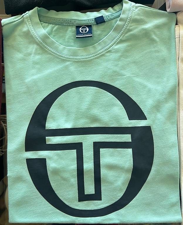 T-shirt: Lot de 7 t-shirts taille S – Usato da Pully venduto da PauldeN 3