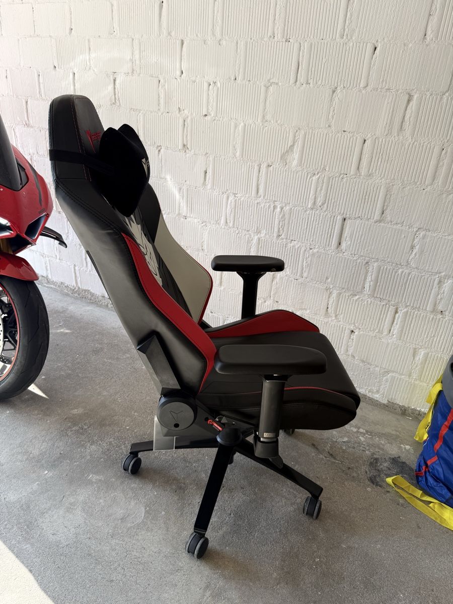 Secretlab Stühle: Secretlab OMEGA Gaming Stuhl G2 Edition – Gebraucht aus Burgdorf von Avinsic 2
