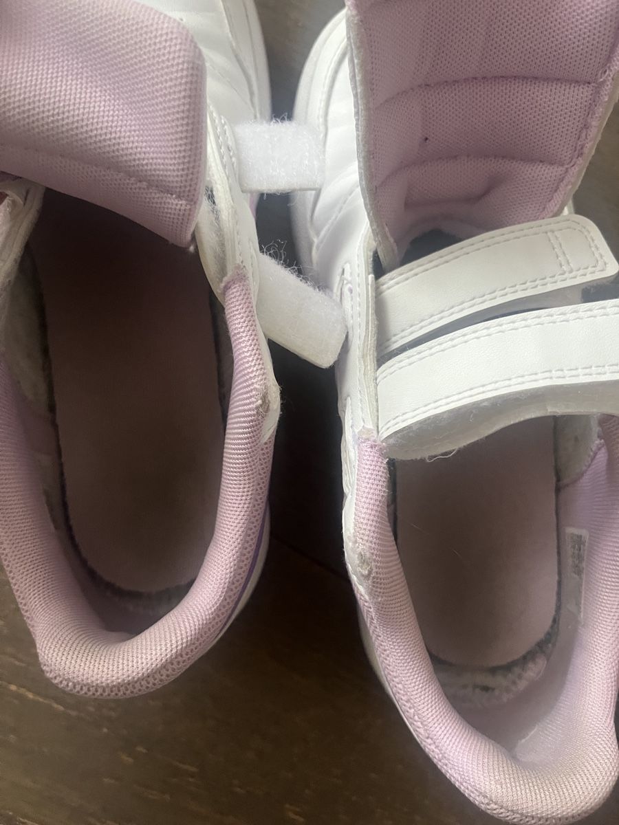 Adidas Schuhe für Mädchen: Baskets Adidas 35 – Gebraucht aus gland von Moral 6
