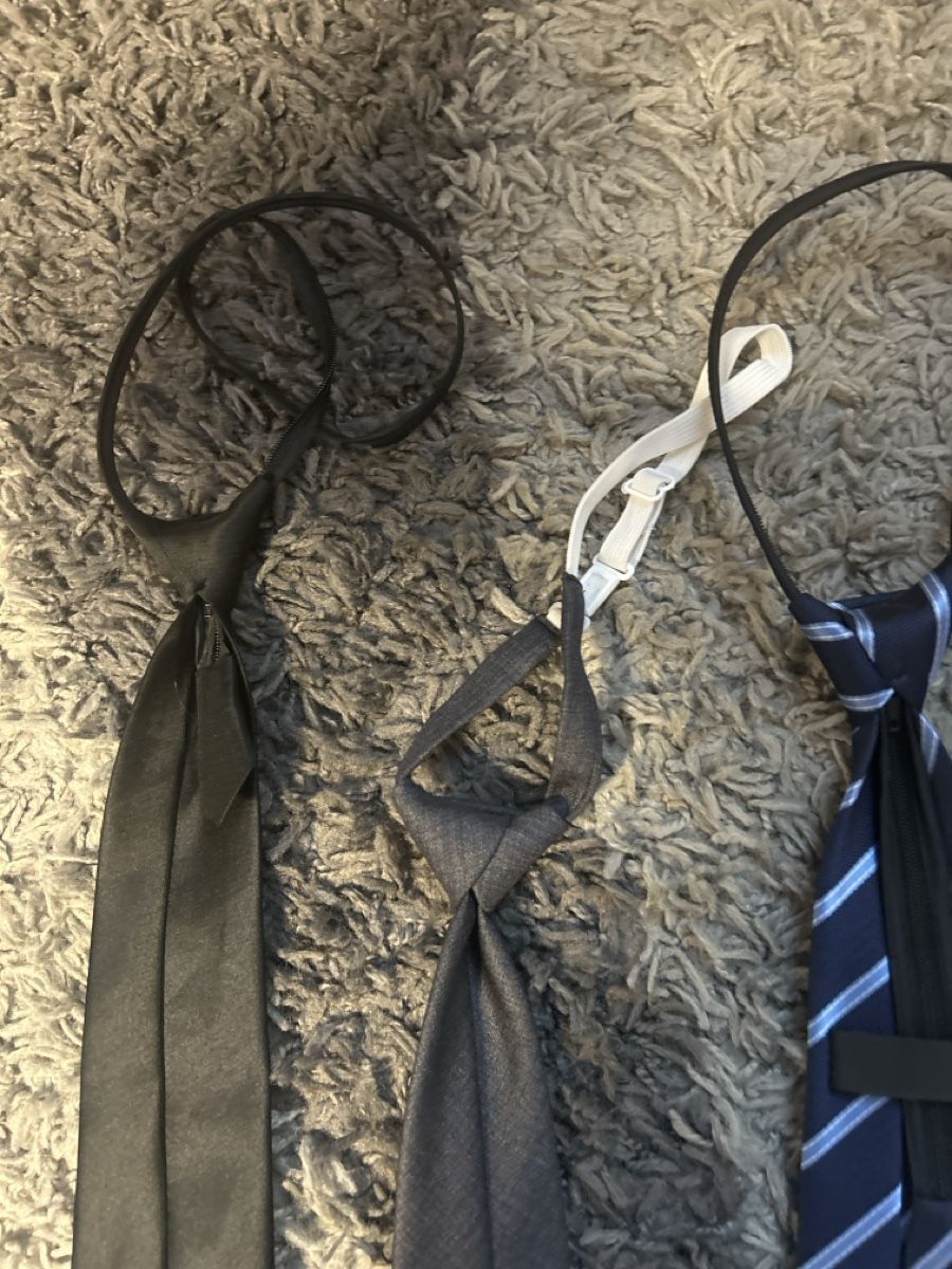 Altro abbigliamento per bambino: 7 Kinder Krawatten und Fliege – Nuovo (secondo la descrizione) da Mühledorf SO venduto da Dania77 2