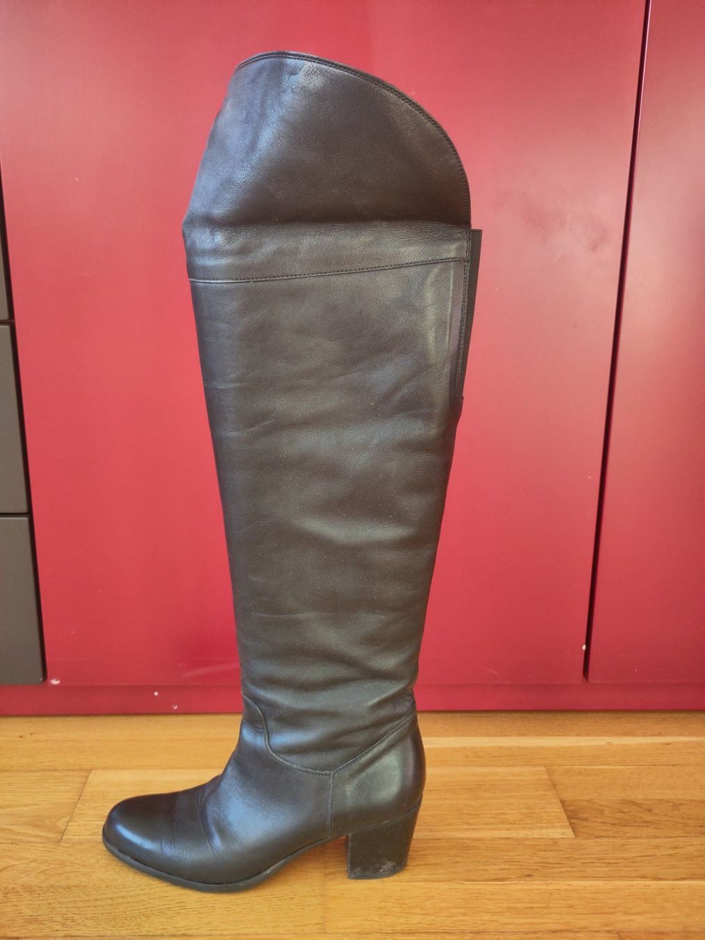 Scarpe da donna: Schwarze Stulpenstiefel - Grösse 36.5 - modern Absatz – Nuovo (secondo la descrizione) da Zürich venduto da Bischosa 3