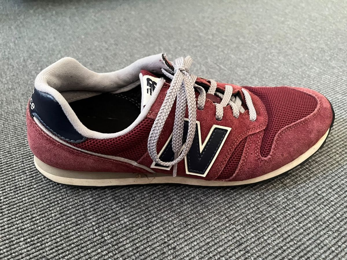 New Balance Herrenschuhe: New Balance Sneakers Gr.44,5 – Gebraucht aus Zürich von Iryna_ 1