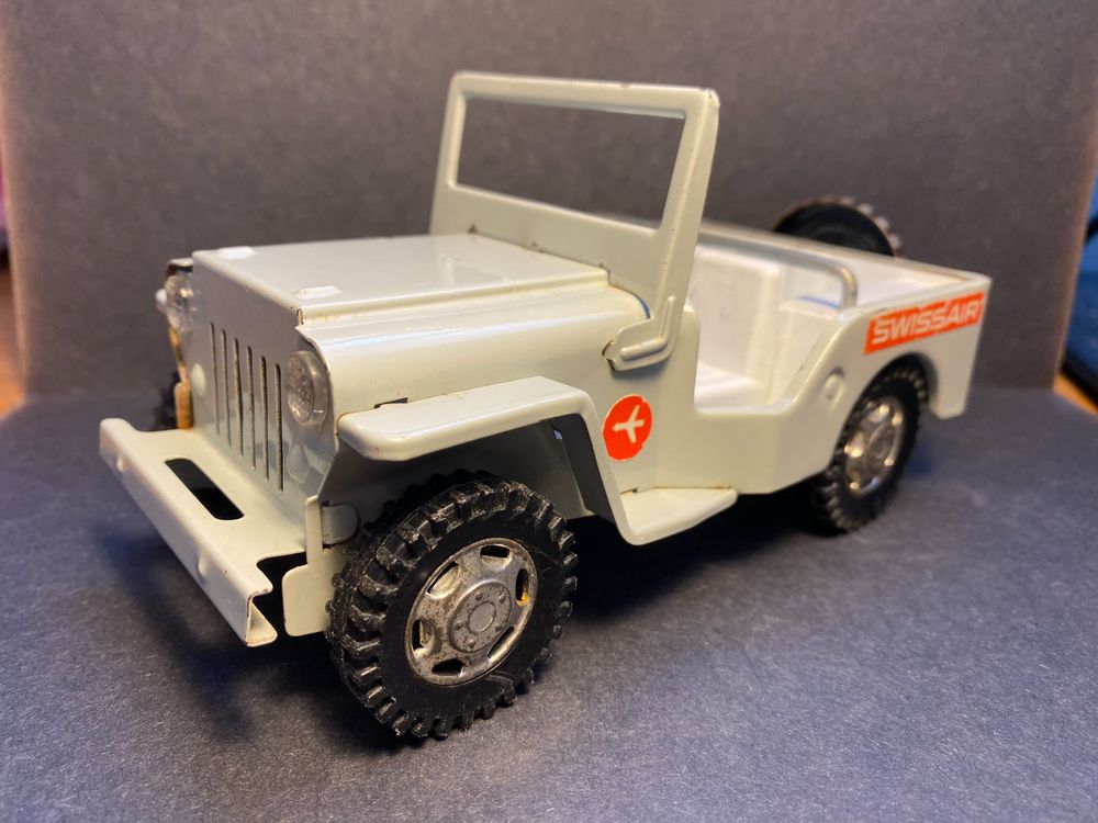 Jeep Swissair Blech Made in Japan 15 cm lang 1