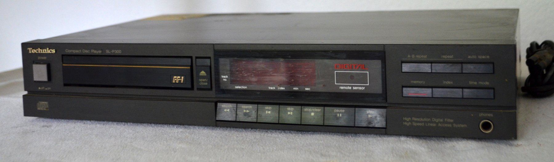 Technics Sistemi audio & multimediali: Technics SL-P 300 CD Player – Difettoso da Collonges venduto da arashee 4