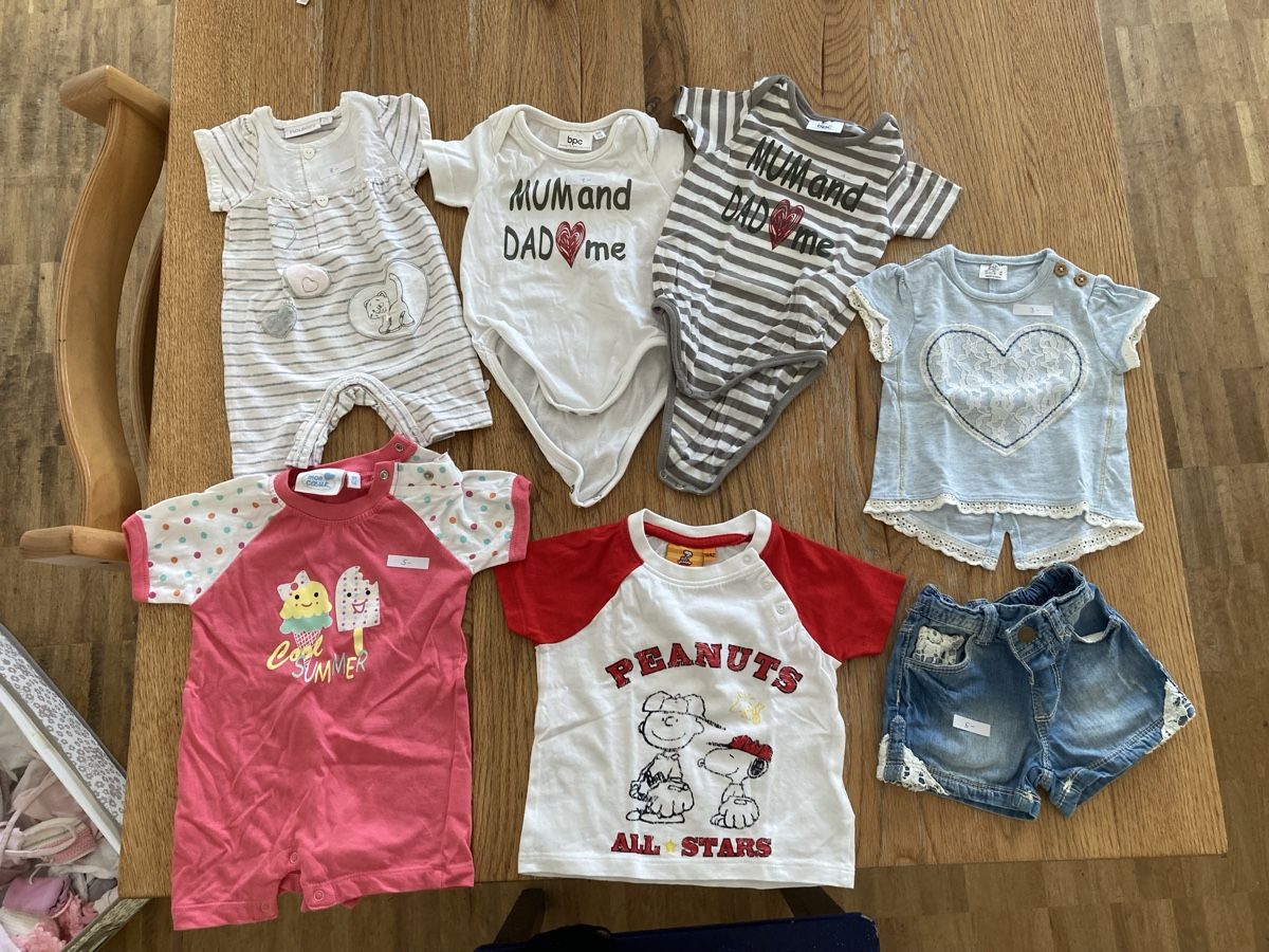 Kleiderpakete & -sets: Sommerkleider Grösse 50/56 – Gebraucht aus Zürich von Retrogirl