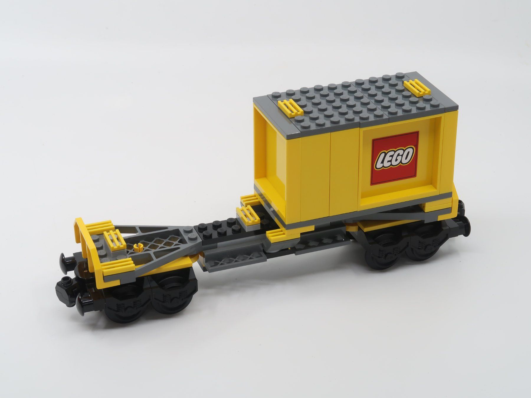 Lego Spielzeuge: Lego Eisenbahn Zug Wagen Containerwagen Set 7939 – Gebraucht aus Oberwil b. Büren von nih_qt5f 2