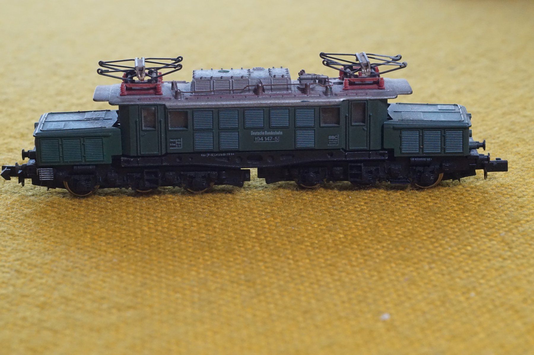 Arnold Modellini di ferrovie: DB BR 194 grün Spur N – Usato da Gränichen venduto da iknow 1