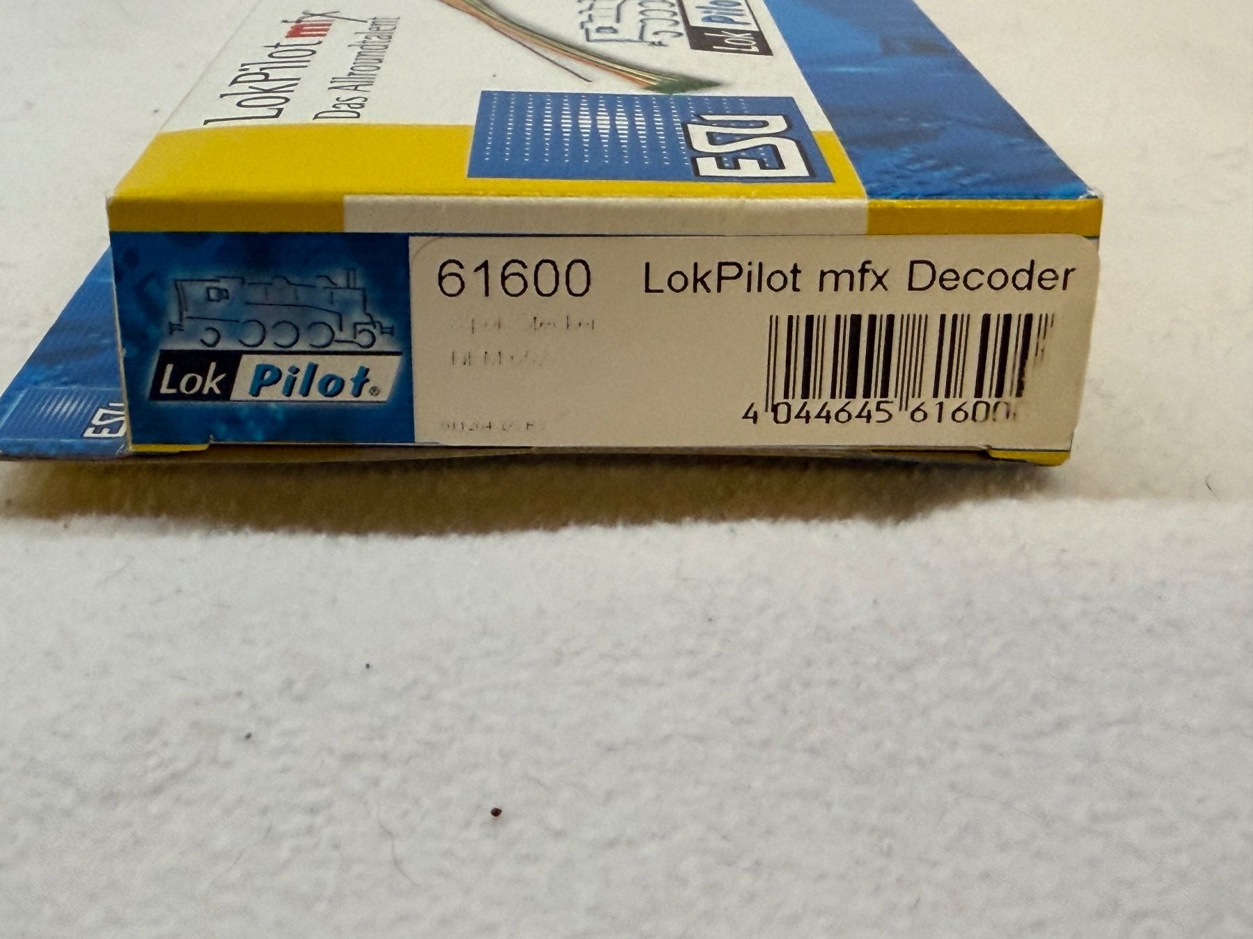 Esu Modellini di ferrovie: ESU LokPilot mfx Decoder 61600 ungeöffnet – Nuovo e nell'imballaggio originale da Betschwanden venduto da Miau 1