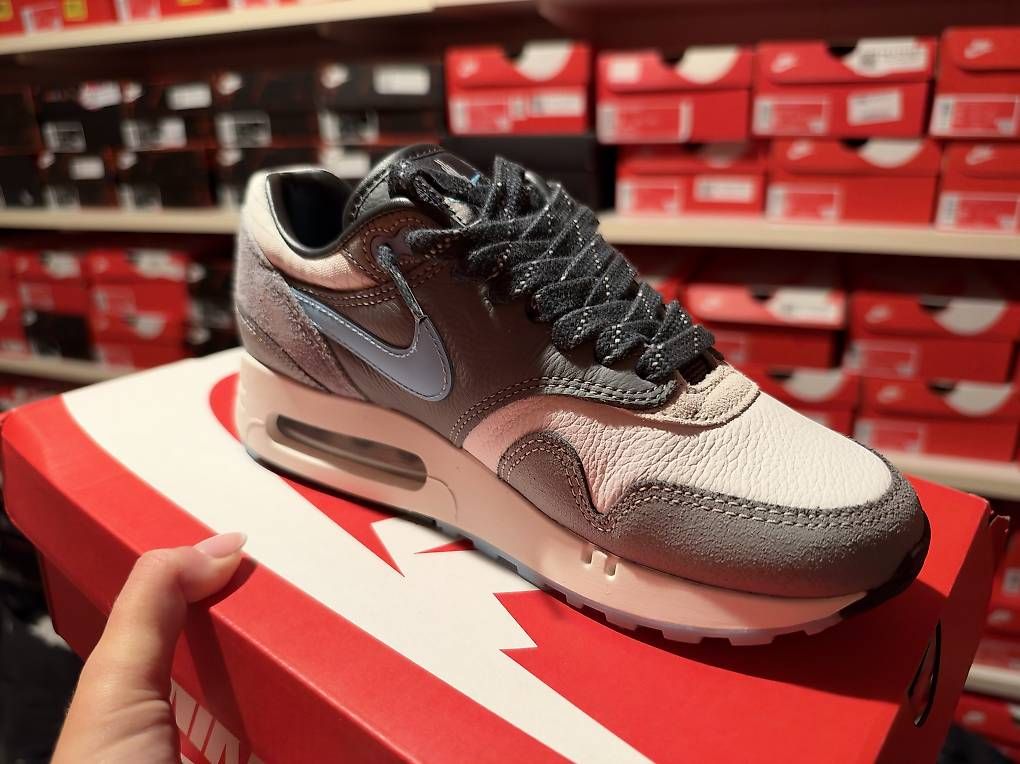 Herrenschuhe: Nike Air Max 1 "Big Bubble Chicago" – Neu und originalverpackt aus Zollbrück von sch_n7w9 1