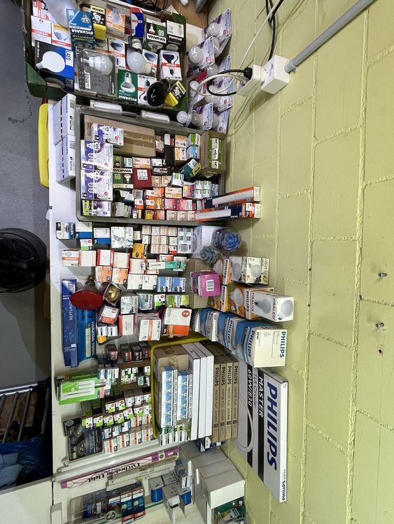 Lampes: Diverse Leuchtmittel-Sammlung: Philips, Osram, Sylvania! 54 – Neuf avec emballage d'origine à Menzingen par cyso 6