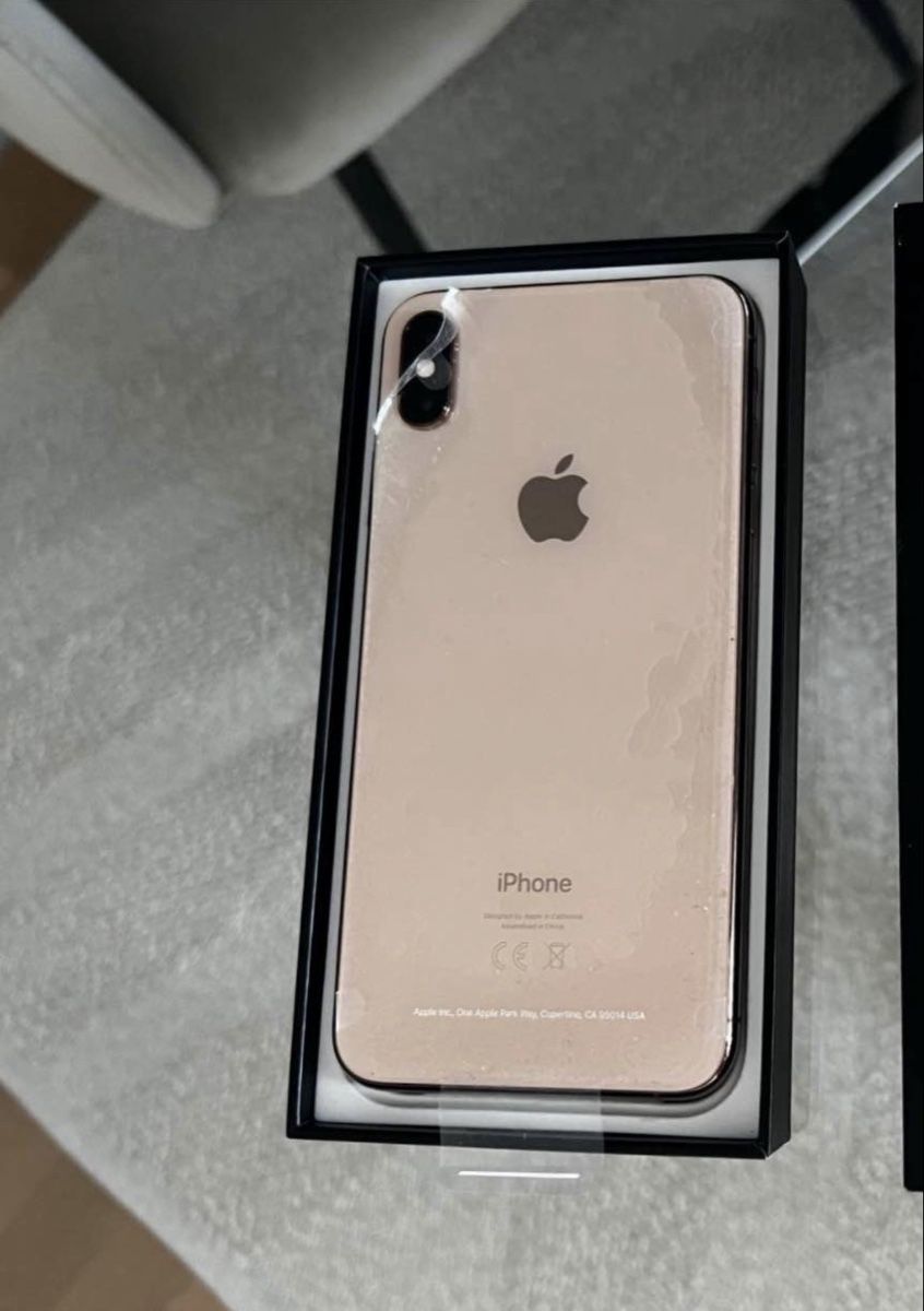 Apple Telefoni cellulari / Smartphones: Iphone XS Max 4G+ 64GB – Nuovo (secondo la descrizione) da Adliswil venduto da ber_mpj2