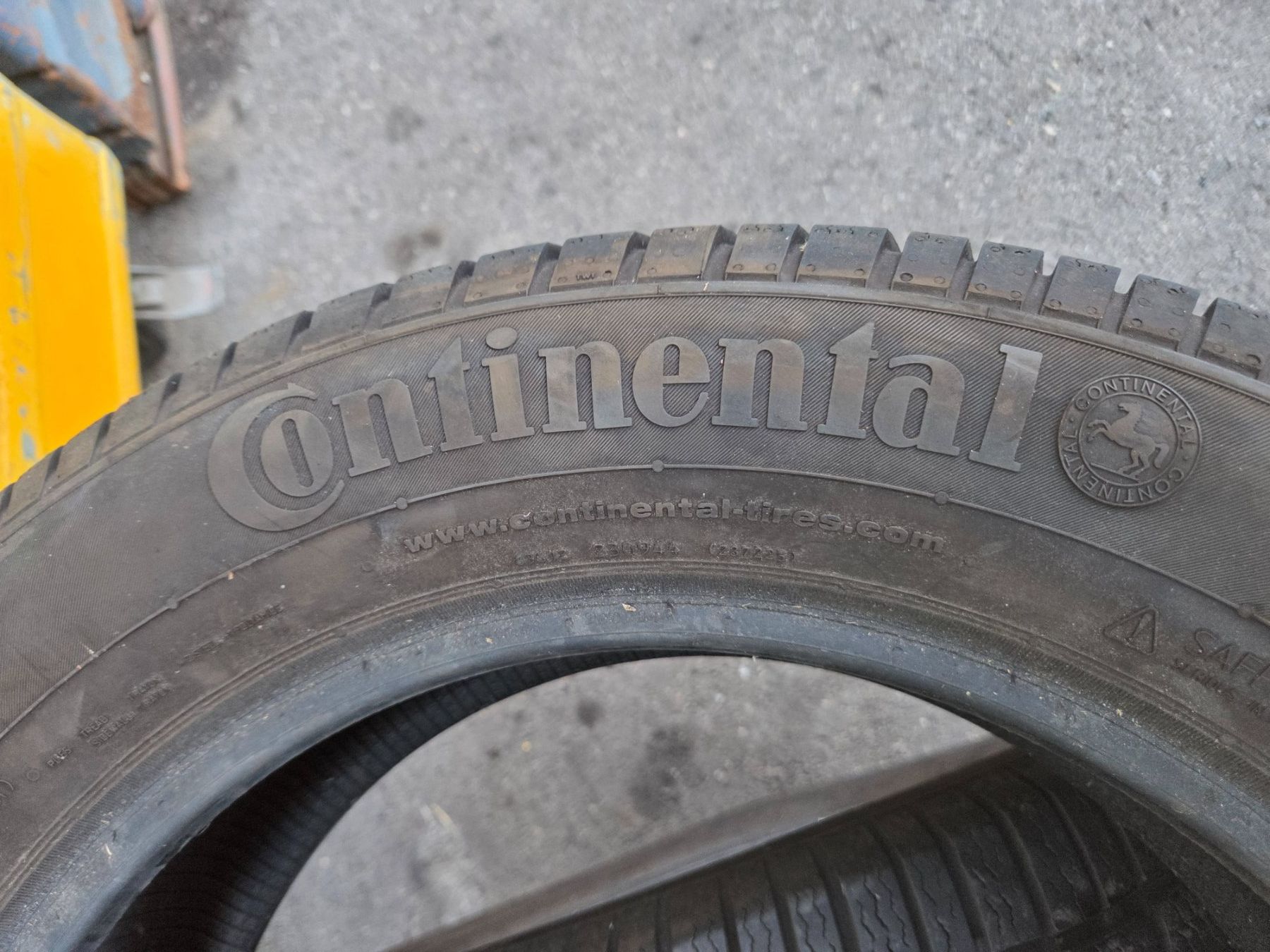 Continental Pneumatici & Ruote complete: 215 / 60 R 17 – Usato da Fischbach-Göslikon venduto da 5620BremgartenAG 2