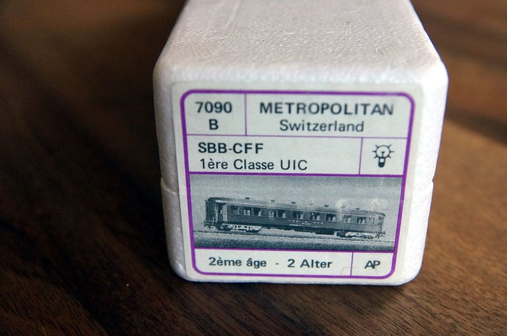 Metropolitan Modelleisenbahnen: Metrop/API 7090 B - SBB Personenwagen 1. Klasse UIC – Gebraucht aus Schönenwerd von Steidi 2