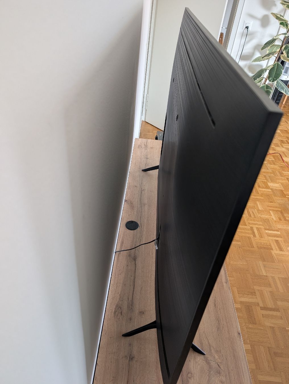 Samsung Fernseher: Samsung TV – Gebraucht aus Luzern von bie_9q9q 1