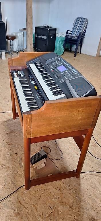 Instruments de musique: Orgelgehäuse,Keyboardständer – D'occasion à Amden par Orgelfreak 3