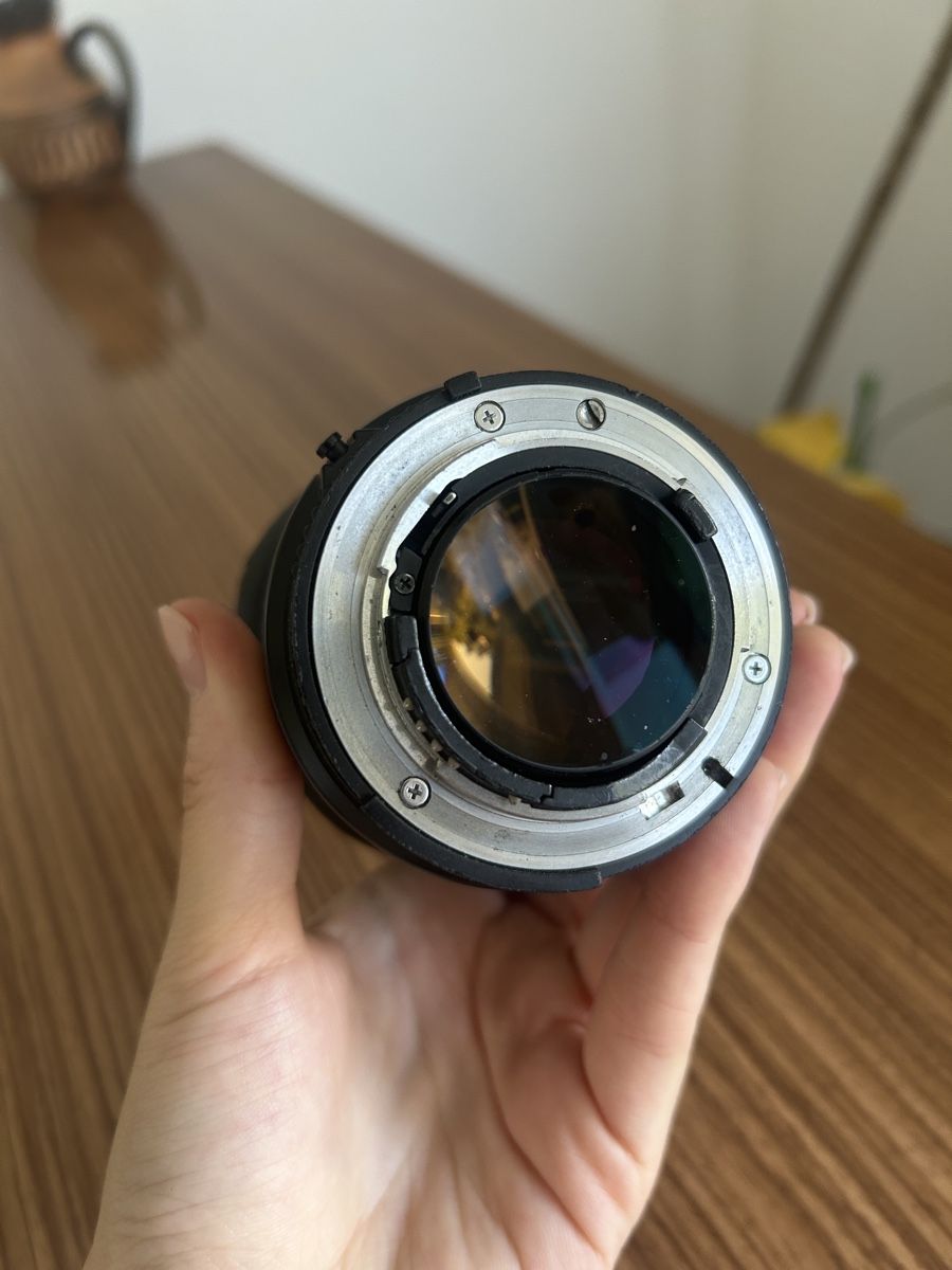 Nikkor Obiettivi: Objectif NIKKOR 85mm 1:1.8 AF objet d'occasion – Usato da Clarens venduto da Oriana-07 2