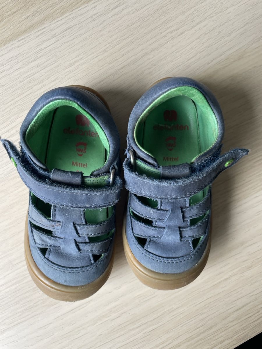 Elefanten Schuhe für Jungen: Sandalen Elefanten – Gebraucht aus Wabern von mikuonen