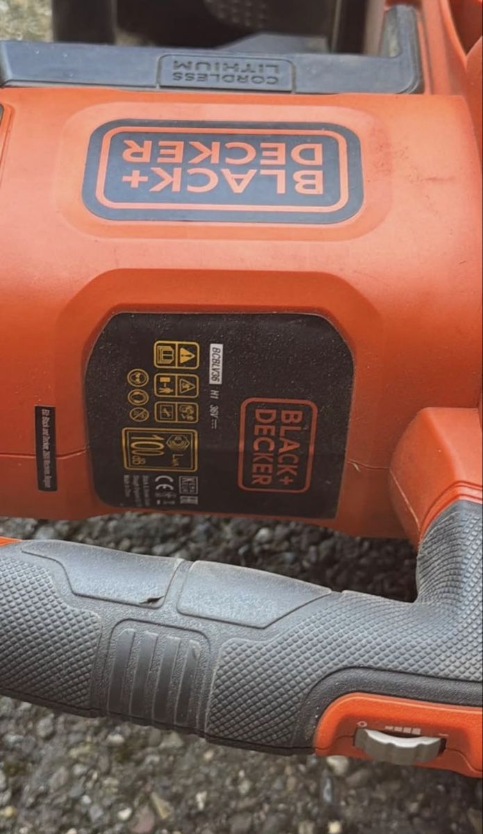 Soffiatori & Aspiratori per foglie: Laubbläser Black+Decker – Usato da Illnau venduto da Dimi001 2