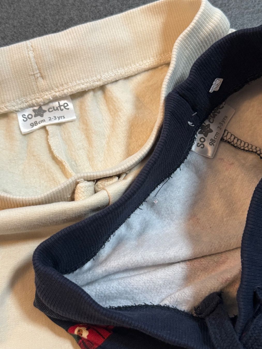 Pantaloni: Freizeithose, 98, neuwertig, 2 Stück – Nuovo (secondo la descrizione) da Wilen b. Wil venduto da carpediem25 2